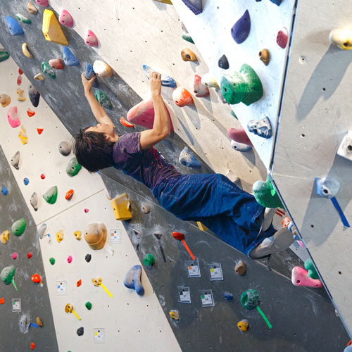 StudentBouldering at ARC Climbing Wall